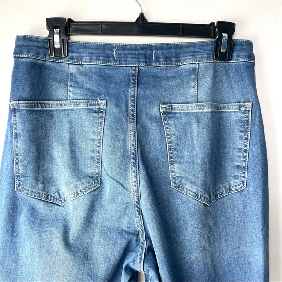 NWT Free People Just Float On Flare Jeans — Jericho Blue - Picture 8 of 8